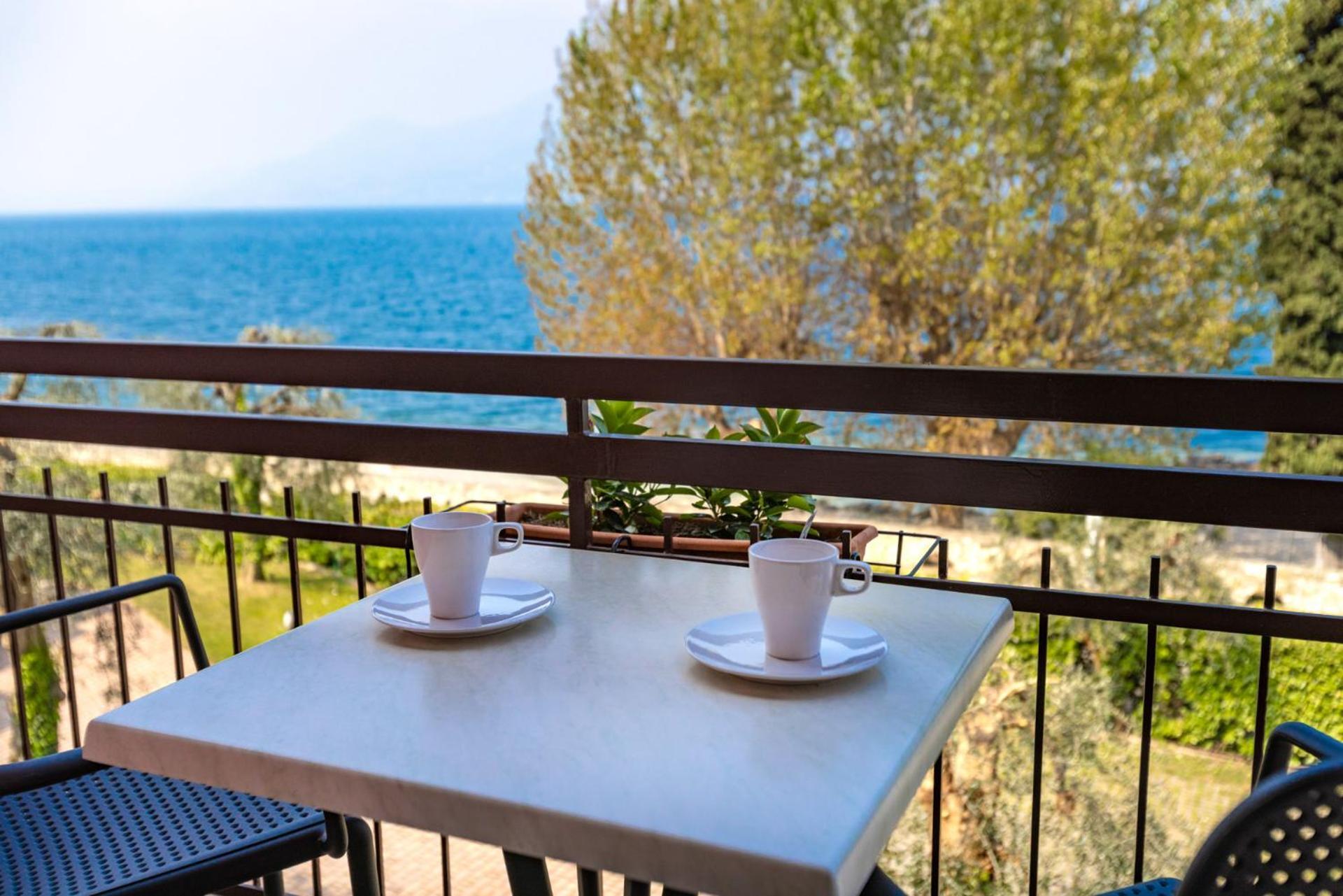 Residence Solei Brenzone sul Garda Exterior foto