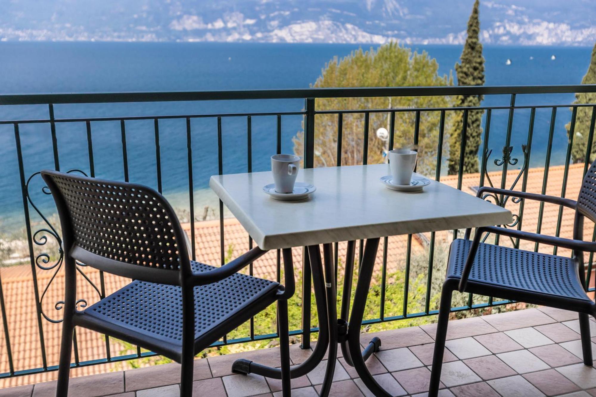 Residence Solei Brenzone sul Garda Exterior foto